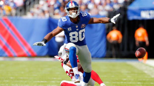 victor-cruz-giants-released-pay-cut-negociations.jpg